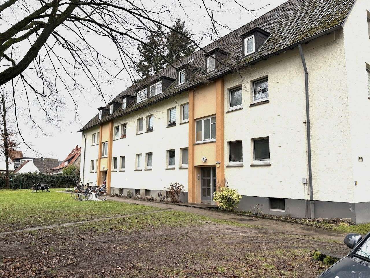 ~~Kleine Dachgeschoss 2 Zimmerwohnung in Bünde Mitte !~~ - Foto 2